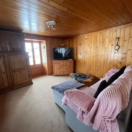 Cosy En Duplex 布尔格圣皮埃尔